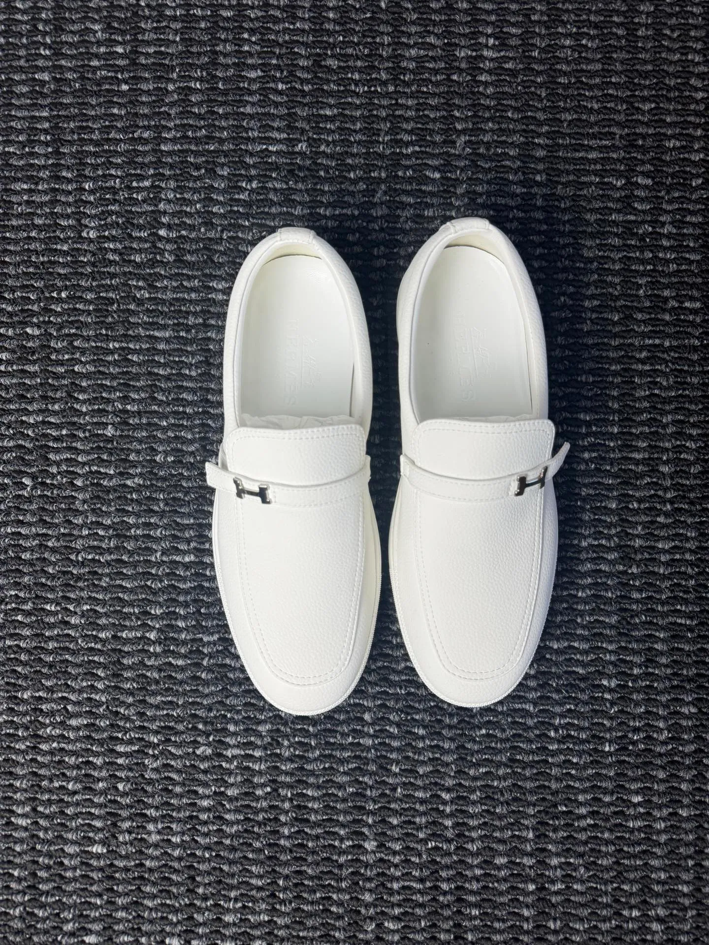 Men's men's shoes 💰440 [New style] 🪷🪷[HERMES] Hermès - High-end quality, the same style as the official website - Upper: 🔝 Nappa calfskin, with iconic H metal - Lining: water-dyed cowhide - Outsole: ultra-light TPU molded outsole - Ultra-high quality control·Fine workmanship: highlighted (high-end·luxury·grade) -Size: 38-44 (45 can be customized)·